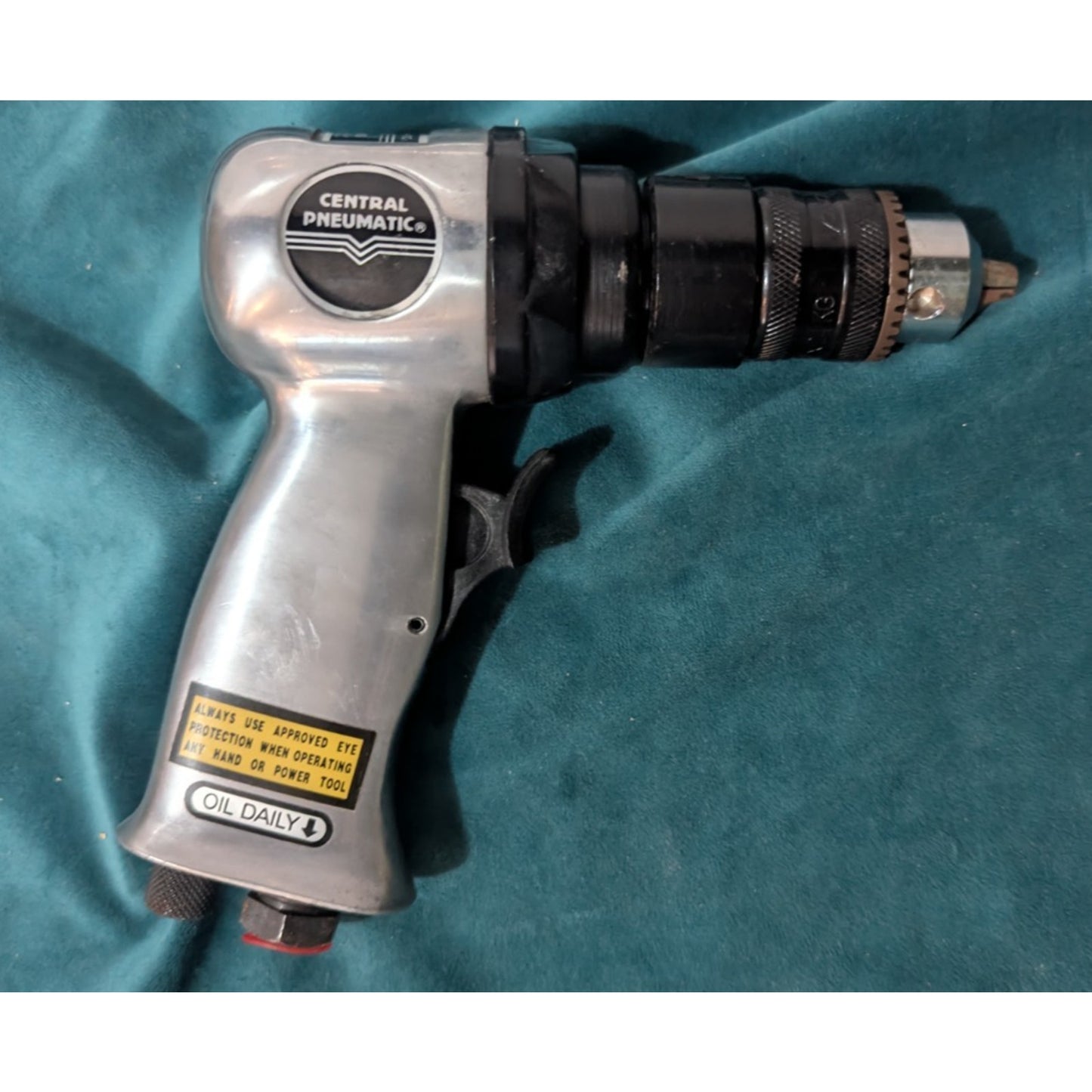 Central Pneumatic 35245 Air Sander Drill