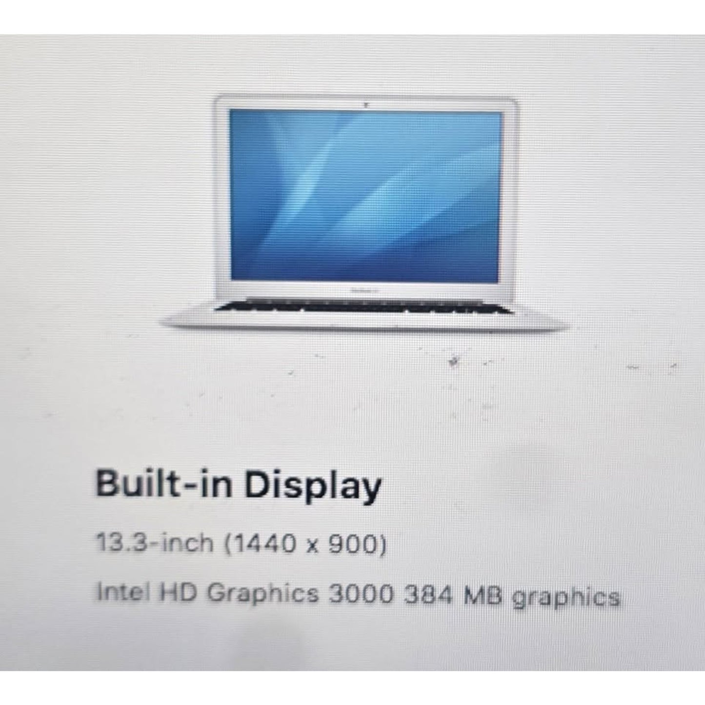 Macbook Air 2011 / Intel I5 / 128GB SSD / 4GB Ram / 13" Screen / High Sierra /