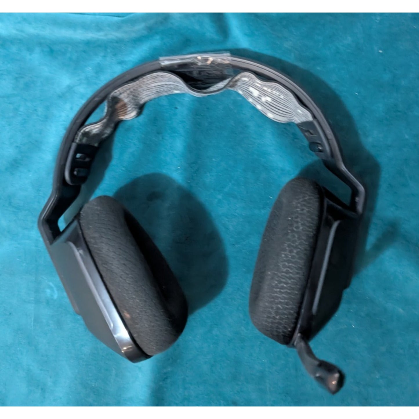 Logitech G733 Lightspeed Wireless RGB Gaming Headset Black Foam Ear Cushion
