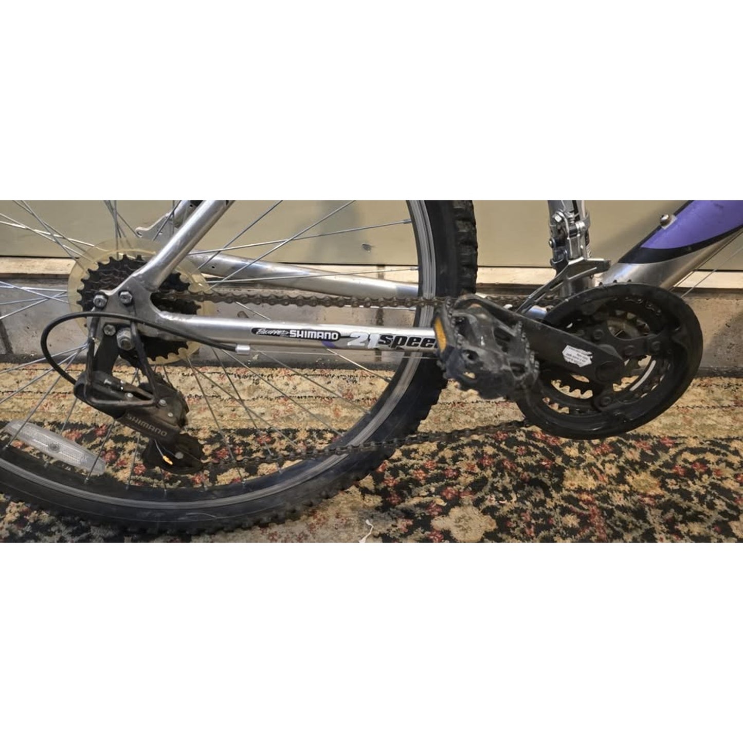 Triax Vex 3000 Mountain Bike / 26" Wheels / 18.5" M Frame / 21-Speed /