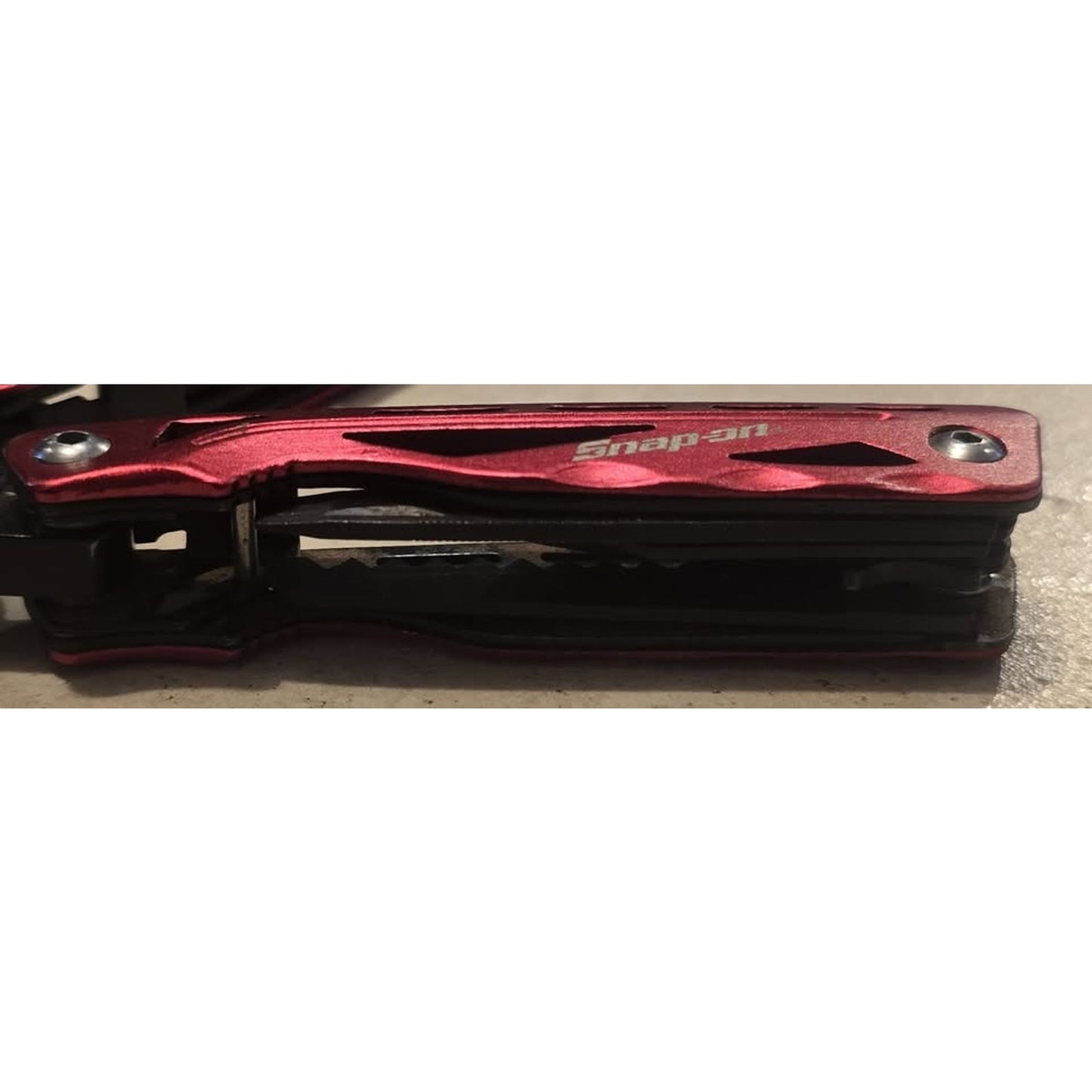 Snap-On Stainless Steel 9-In-1 MultiTool