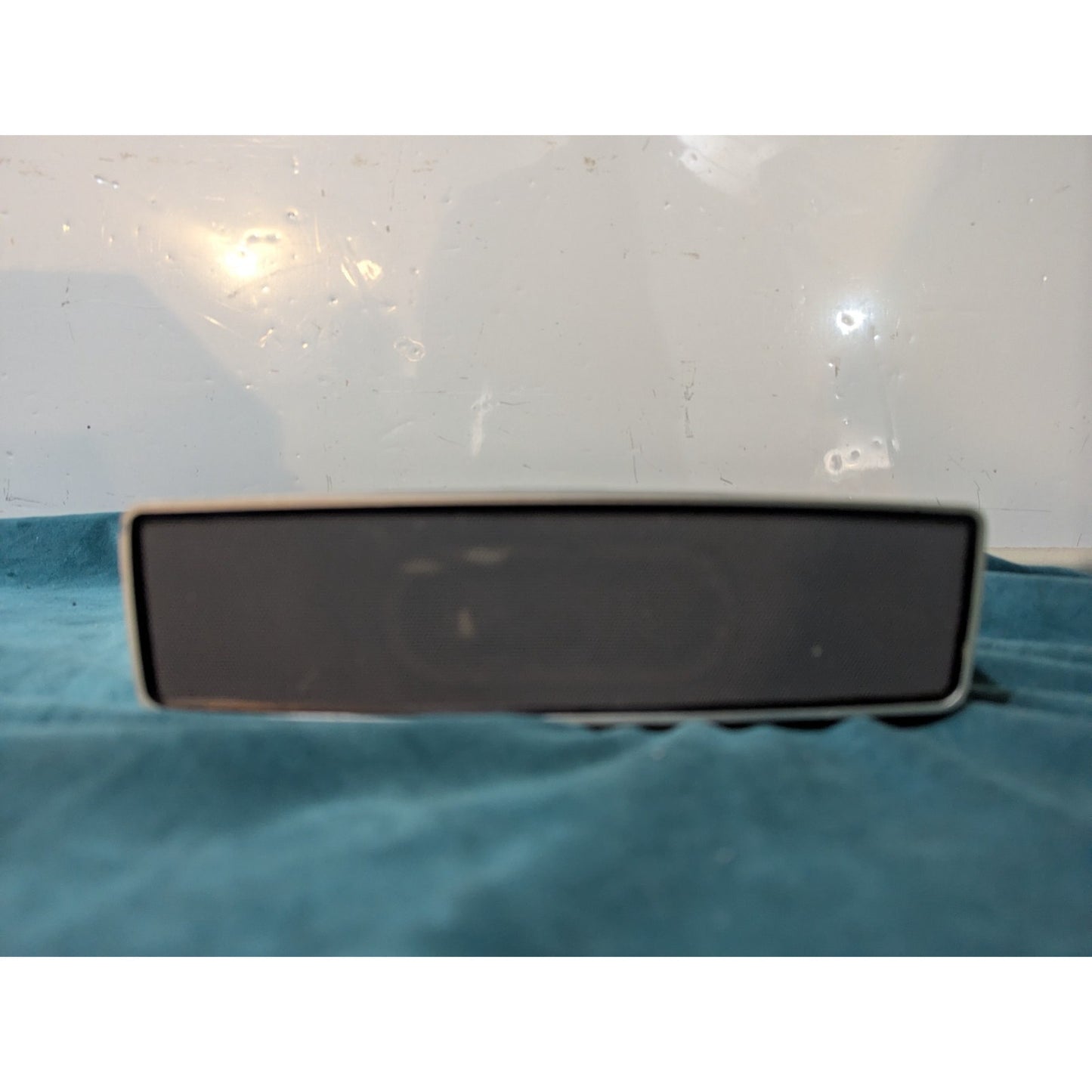 Bose SoundLink Mini Bluetooth Speaker Silver With Dock & Power Cord