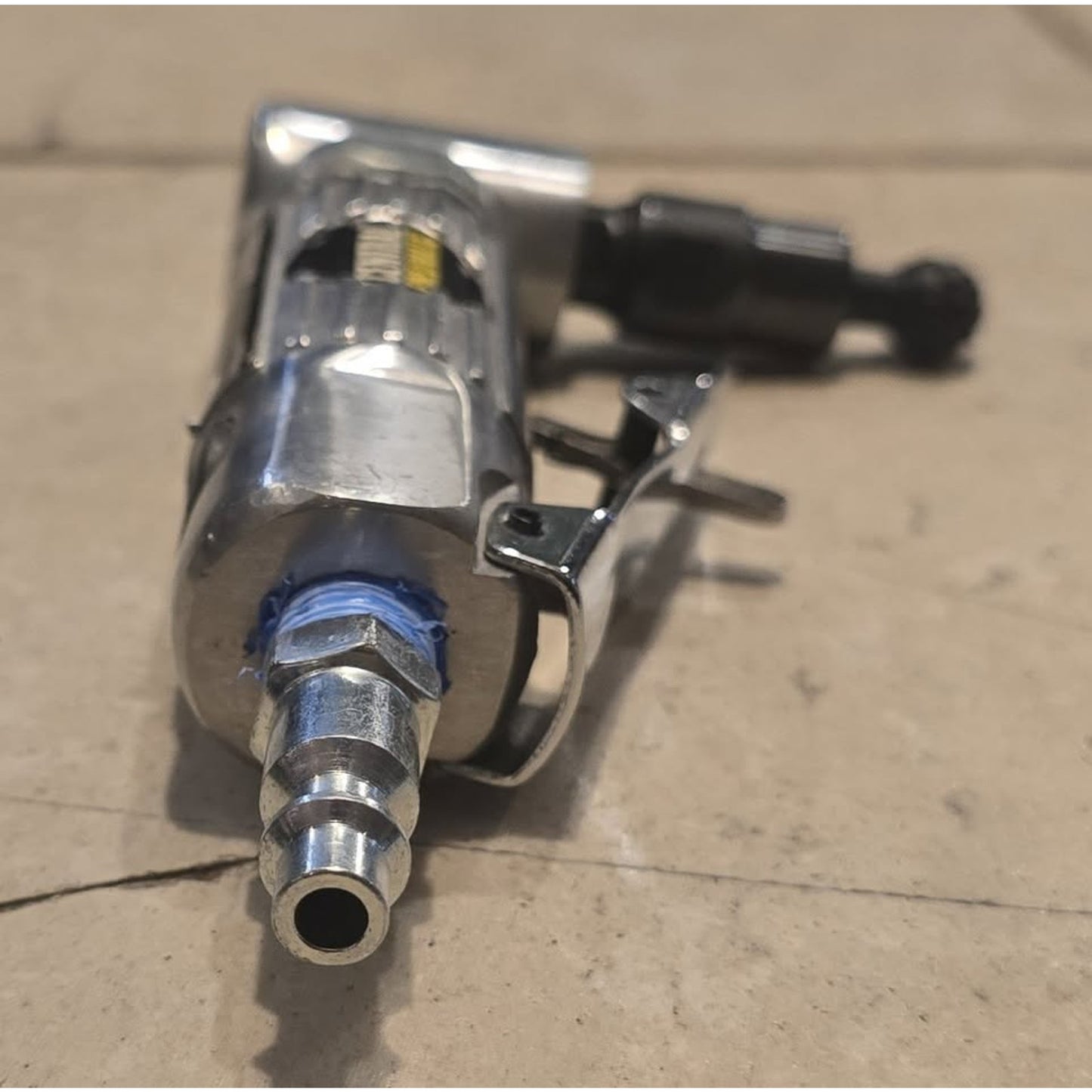 Central Pneumatic Air Angle Die Grinder / 52848 /