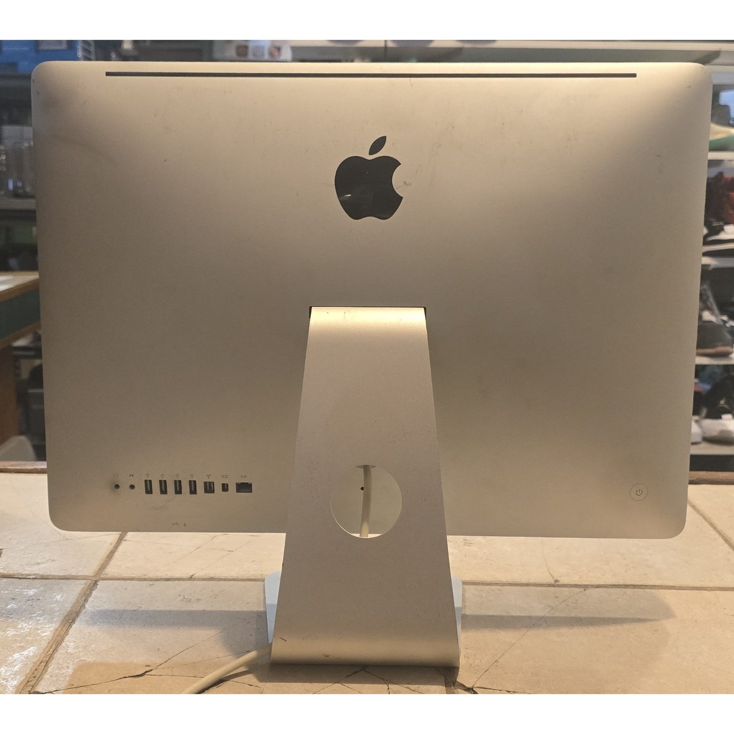 Apple A1311 iMac 2009 21.5" 2.5GHz Intel Core 2 Duo 16GB RAM 512GB SSD os12.7.4