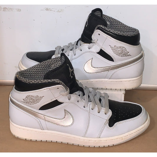Nike Air Jordan 1 Retro Mens Size 9.5 Gray Black Athletic Leather Shoes Sneakers