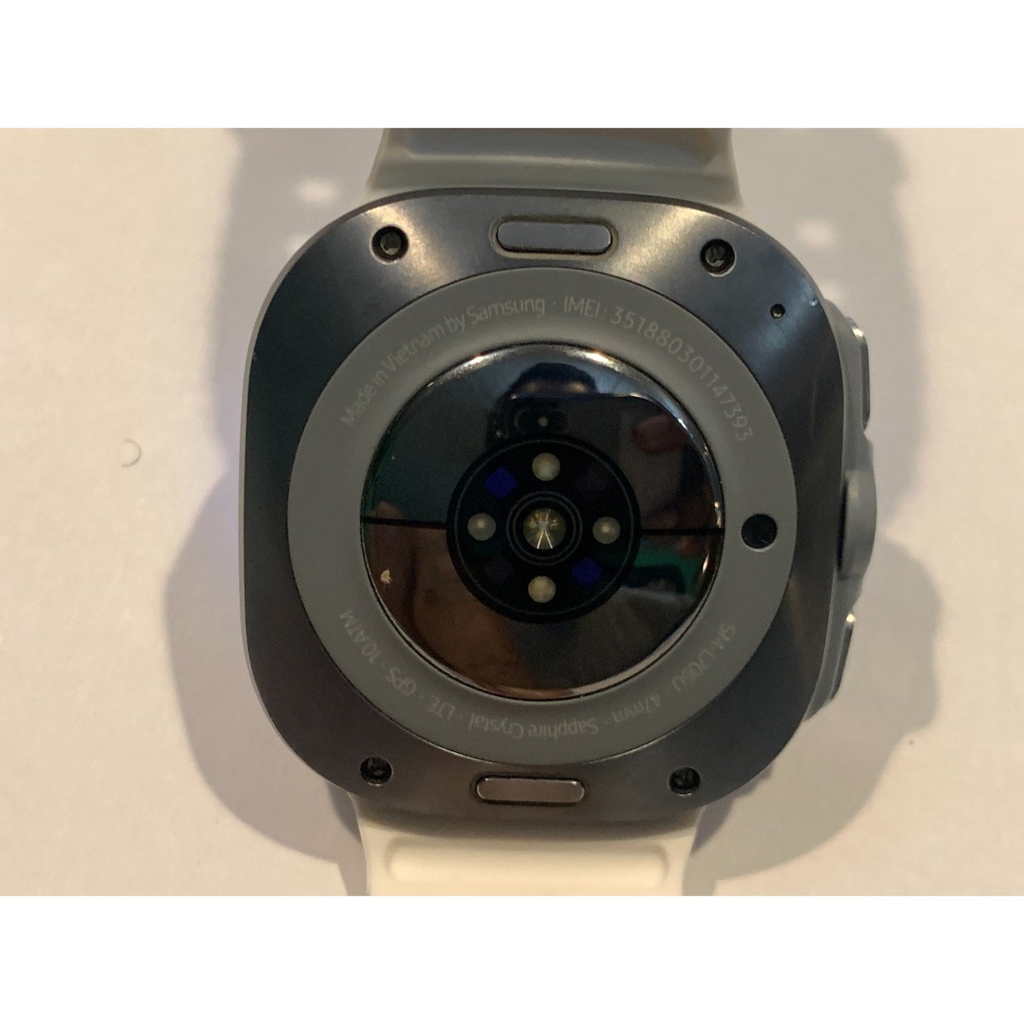 Samsung Galaxy Watch Ultra SM-L705U 47mm LTE 32GB Titanium silver GPS Wi-Fi