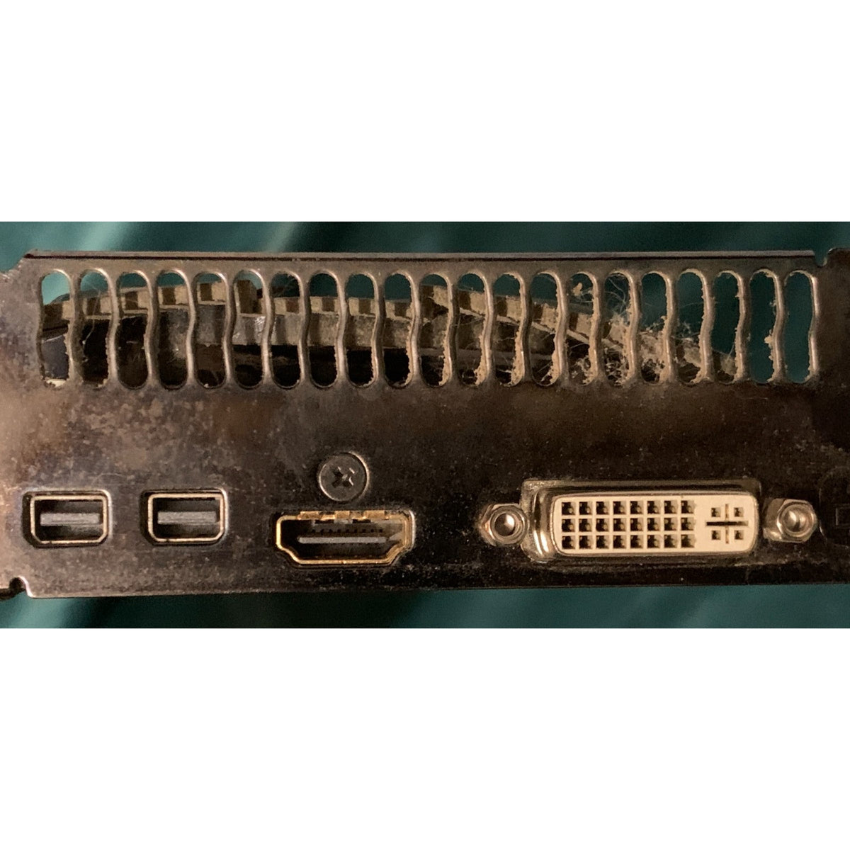 Gigabyte AMD Radeon HD 7970 (GV-R7970C-3GD) 3GB Graphics Card