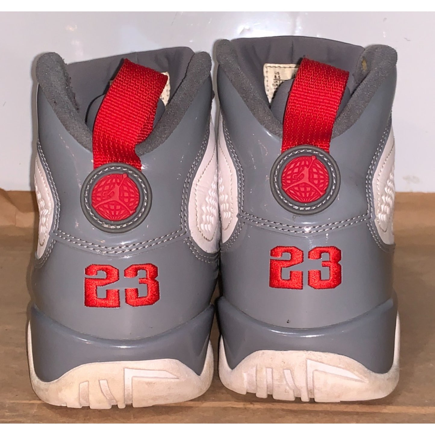 Air Jordan 9 Fire Red Retro Size 8.5 Mens White Grey Sneakers 2022 CT8019-162