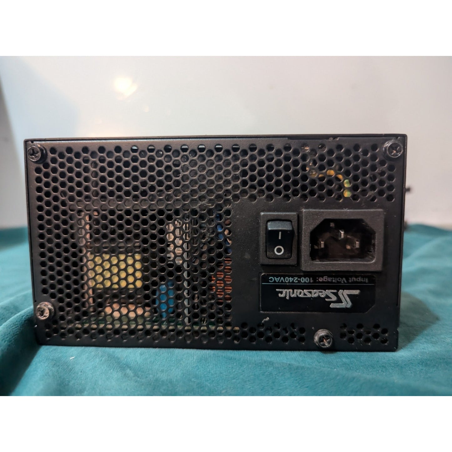 Seasonic Focus GM-650 650W 80+ Gold Semi Modular Power Supply