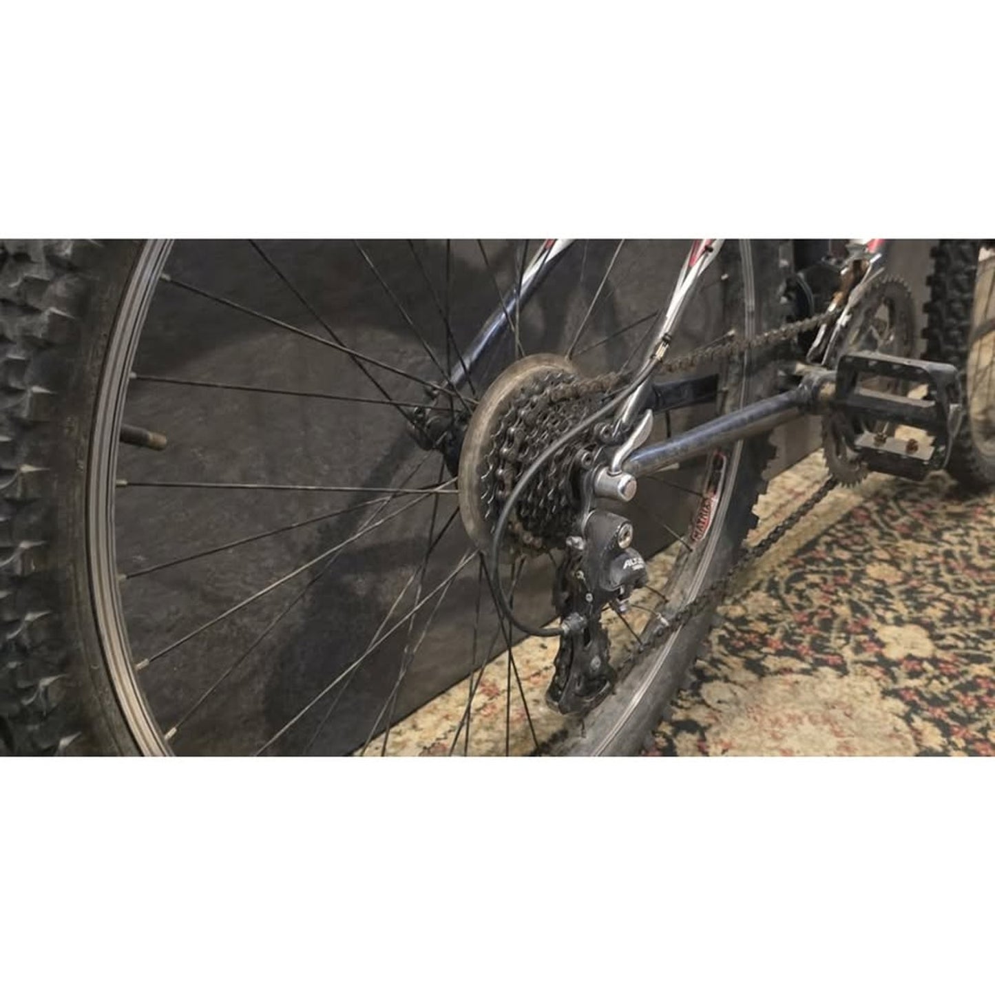 Trek 820 Mountain bike / 26" Wheels / 15.5" (S) Frame / 21 Speed /