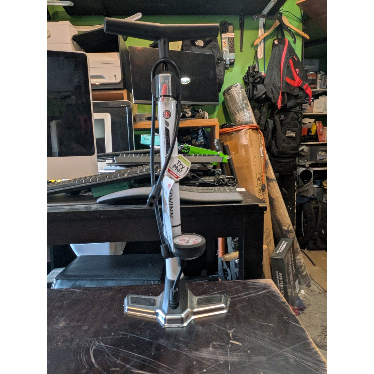 Schwinn Cyclone Plus Floor Pump