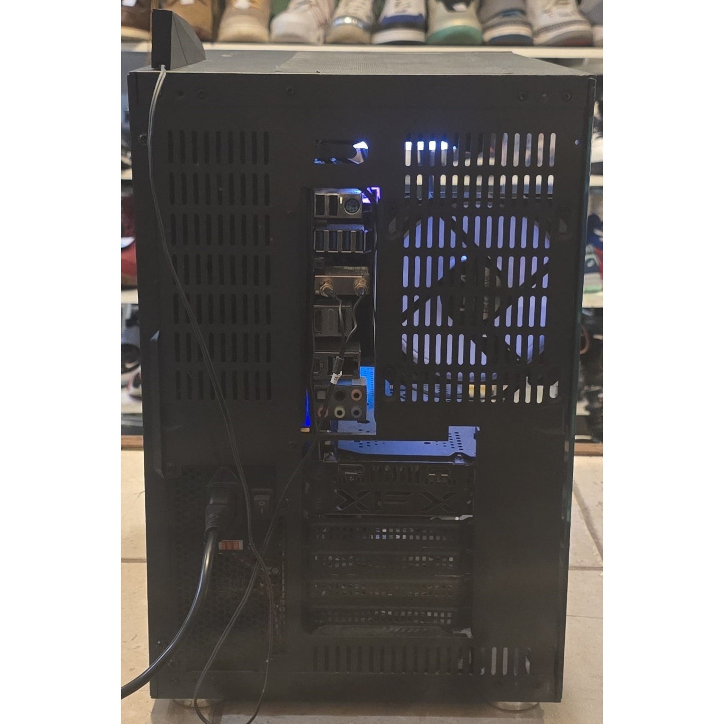 Custom Gaming Desktop / Ryzen 5 5600 / RX6500XT / 256SSD x2 / 16Ram /