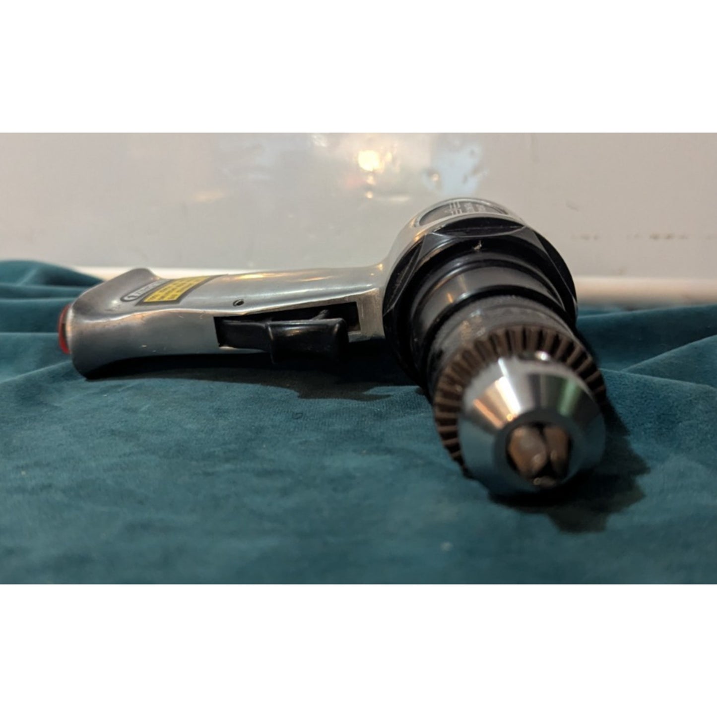 Central Pneumatic 35245 Air Sander Drill