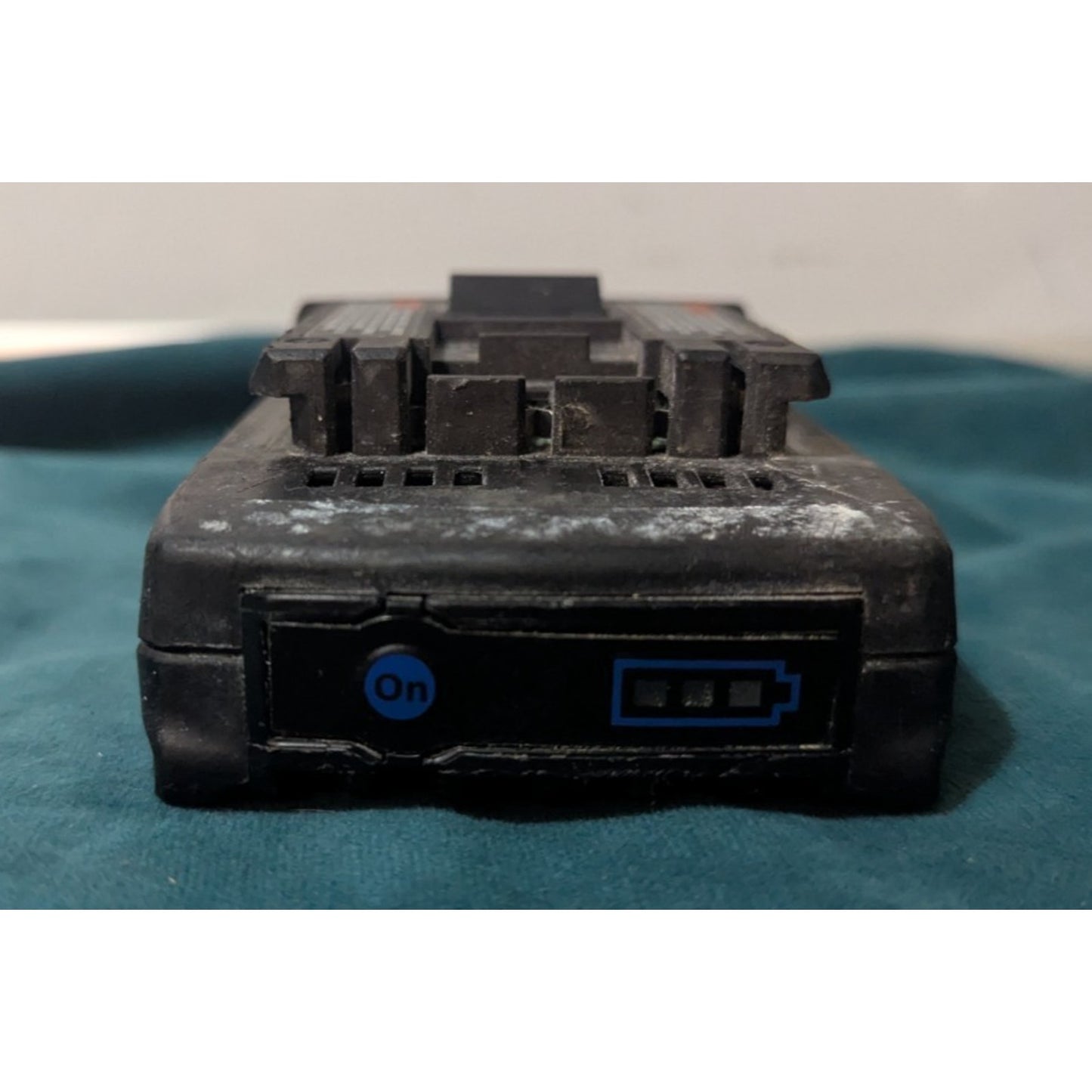 Dremel US20V‑01 20V Max Cordless Ultra-Saw 1 Battery Tool Kit