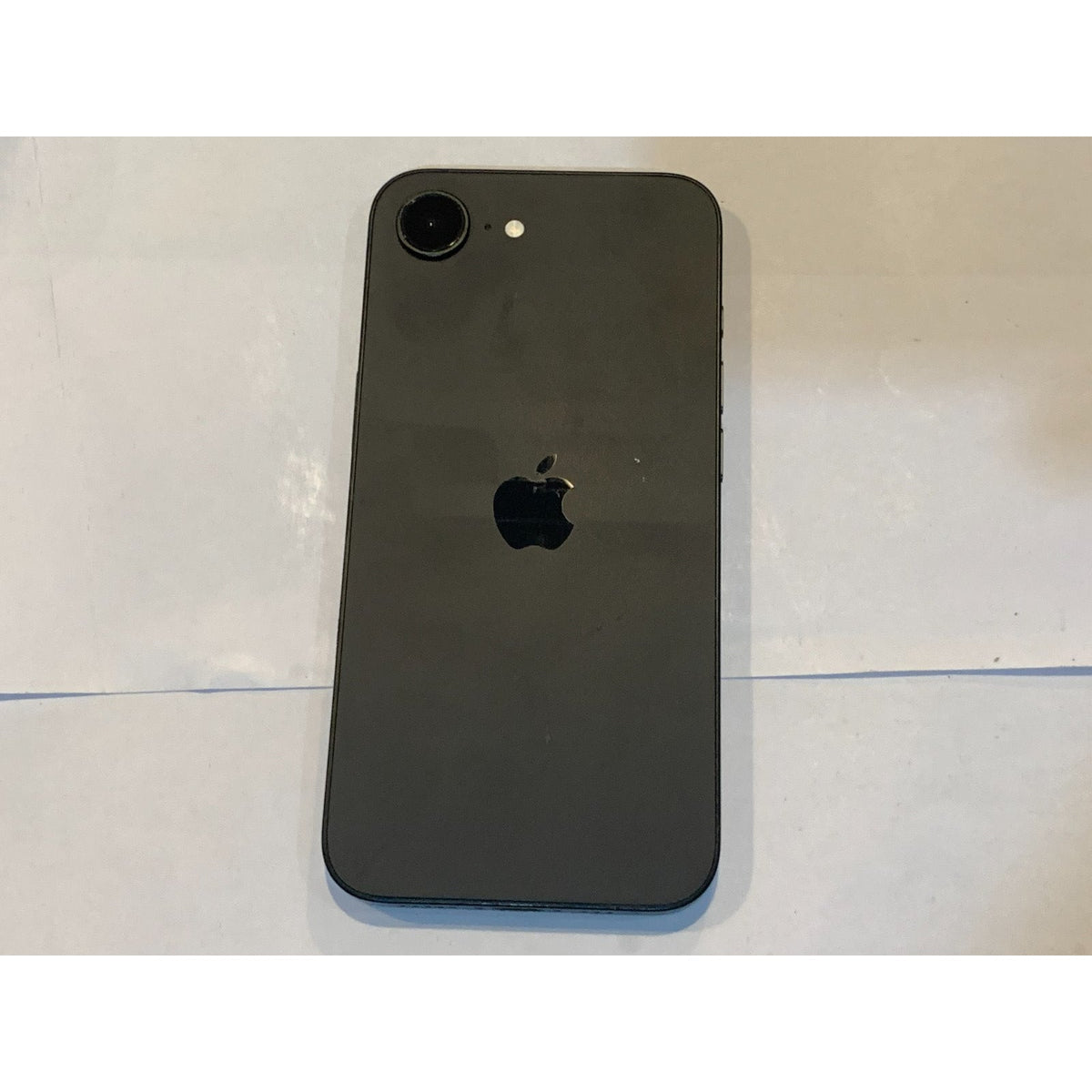 Apple iPhone 16e 128GB Black Cricket Wireless MD0D4LL/A