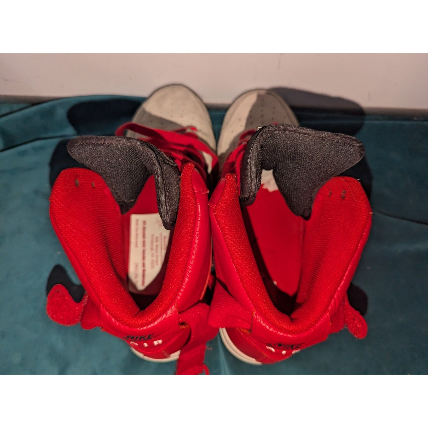 Nike Air Force 1 High 07 LV8 Wolf Grey-University Red SZ 11.5 [806403-007]