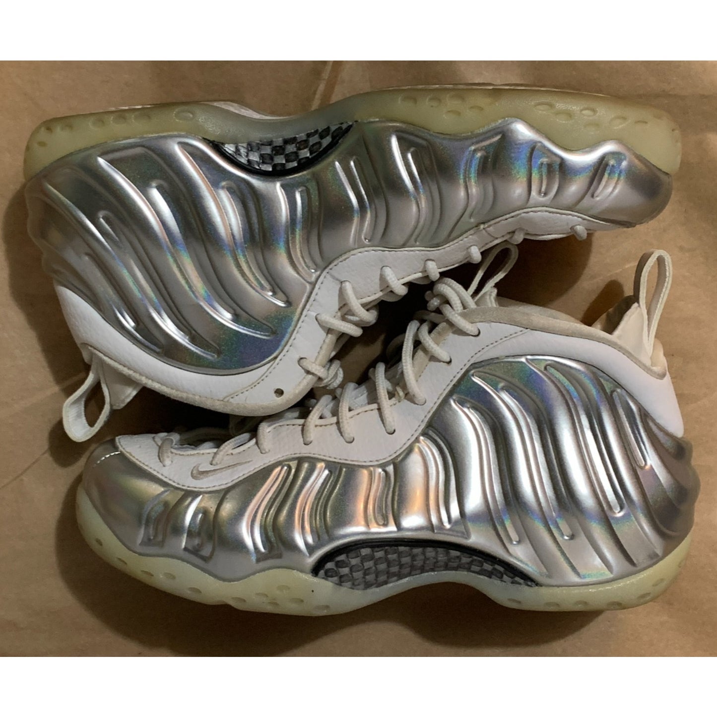 Nike Air Foamposite One White Chrome AA3963-100 Size 7.5m