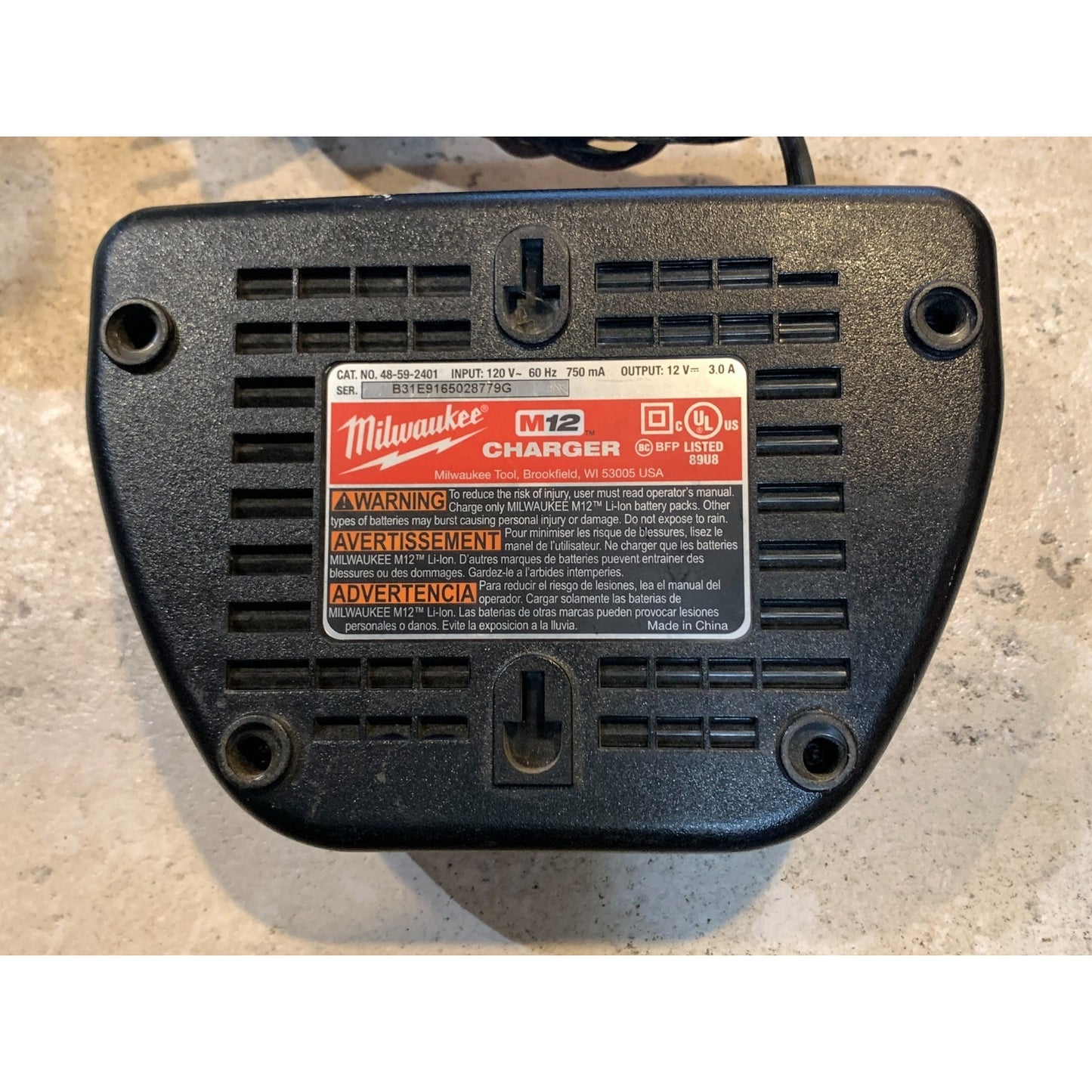 Milwaukee M12 12 Volt Charger Red Lithium-Ion 48-59-2401