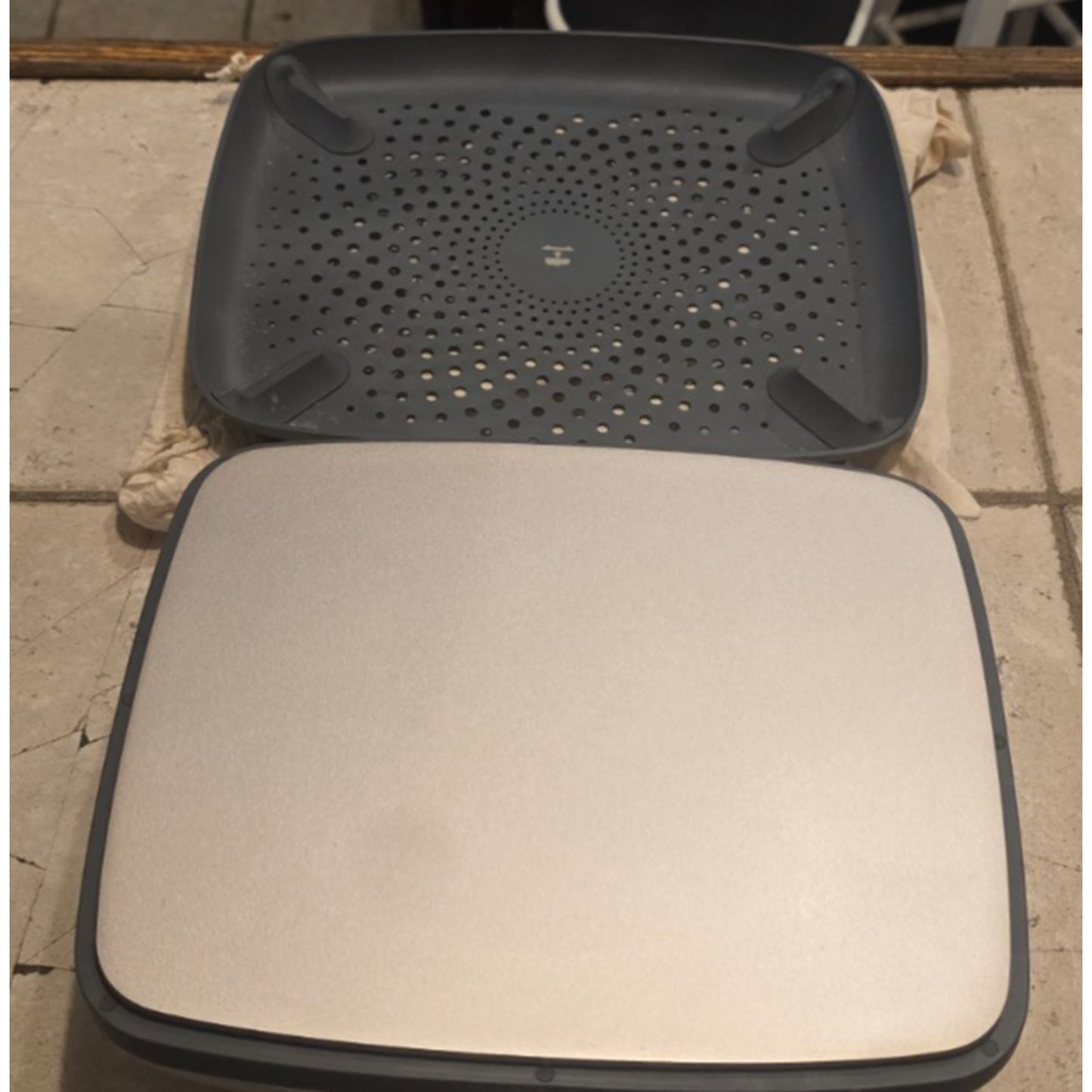 Cricut Easy Press 2 Heat Press Machine 9x9 Inch w/ Base