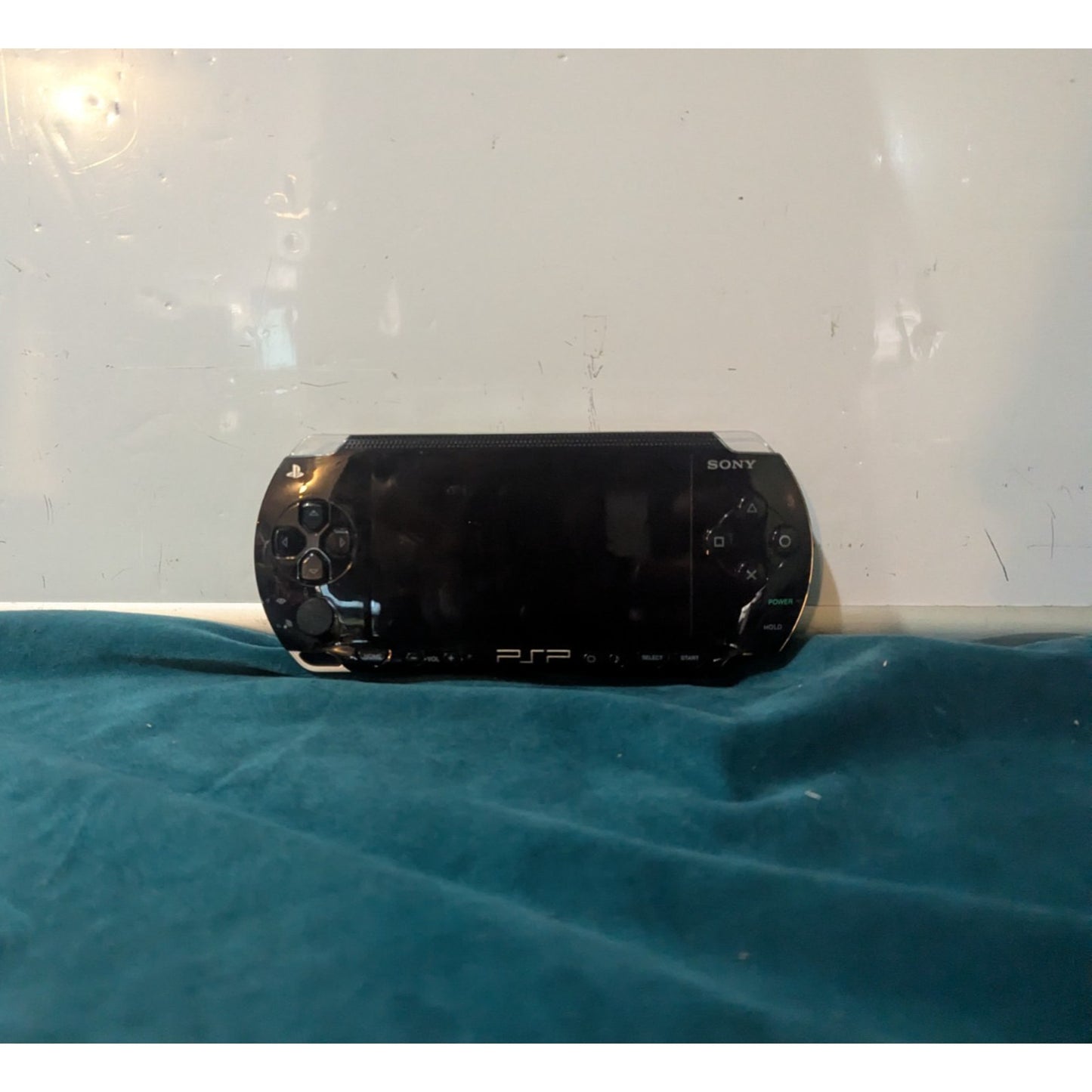 Sony Playstation Portable PSP-1001 Black Console Untested (NO BATTERY)