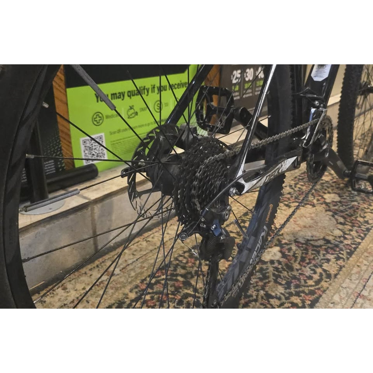 Sava Deck Mountain Bikes / 27.5" Wheels / 19" Frame / 27-Speed /