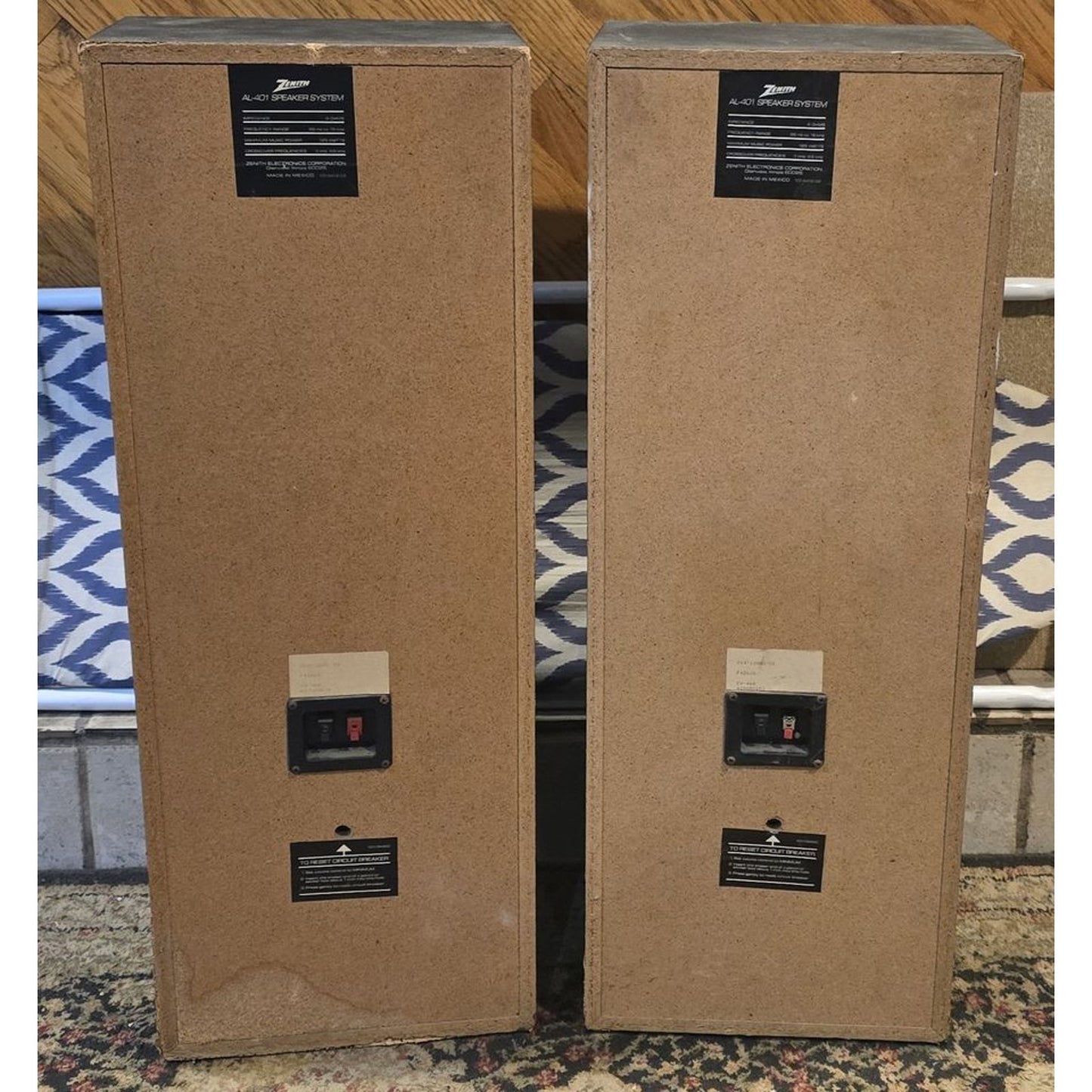 Zenith AL-401 Speakers