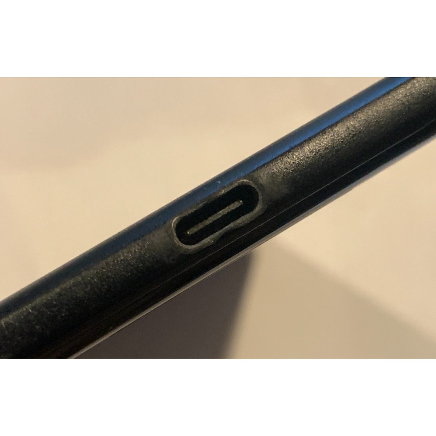 Google Pixel 2 XL - 64 GB - Black (Unlocked) [CRACKED GLASS!!]