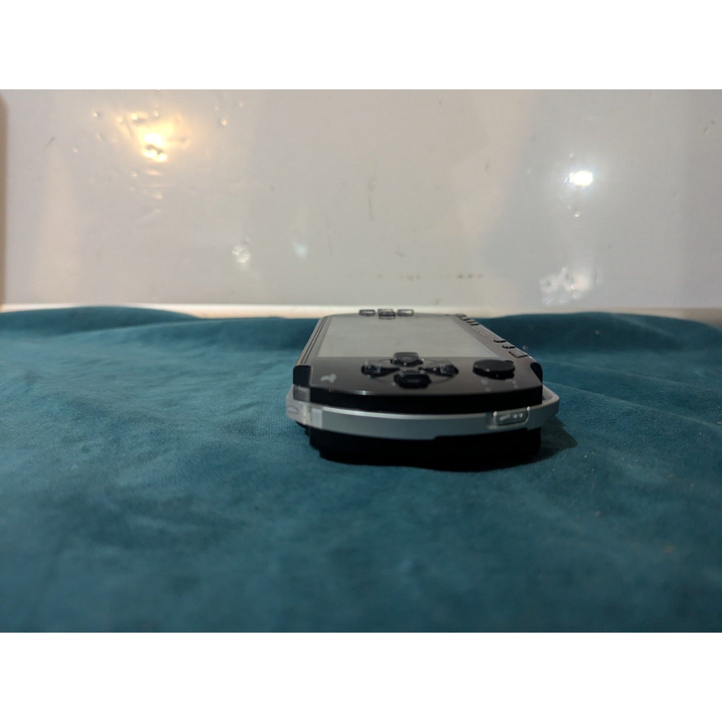 Sony Playstation Portable PSP-1001 Black Console Untested (NO BATTERY)