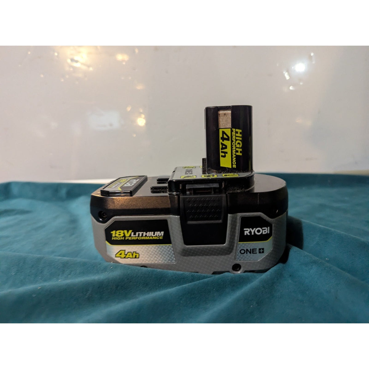 Ryobi ONE+ 18V Cordless Reciprocating Saw PCL515 w/ Battery Charger & 4AhBattery