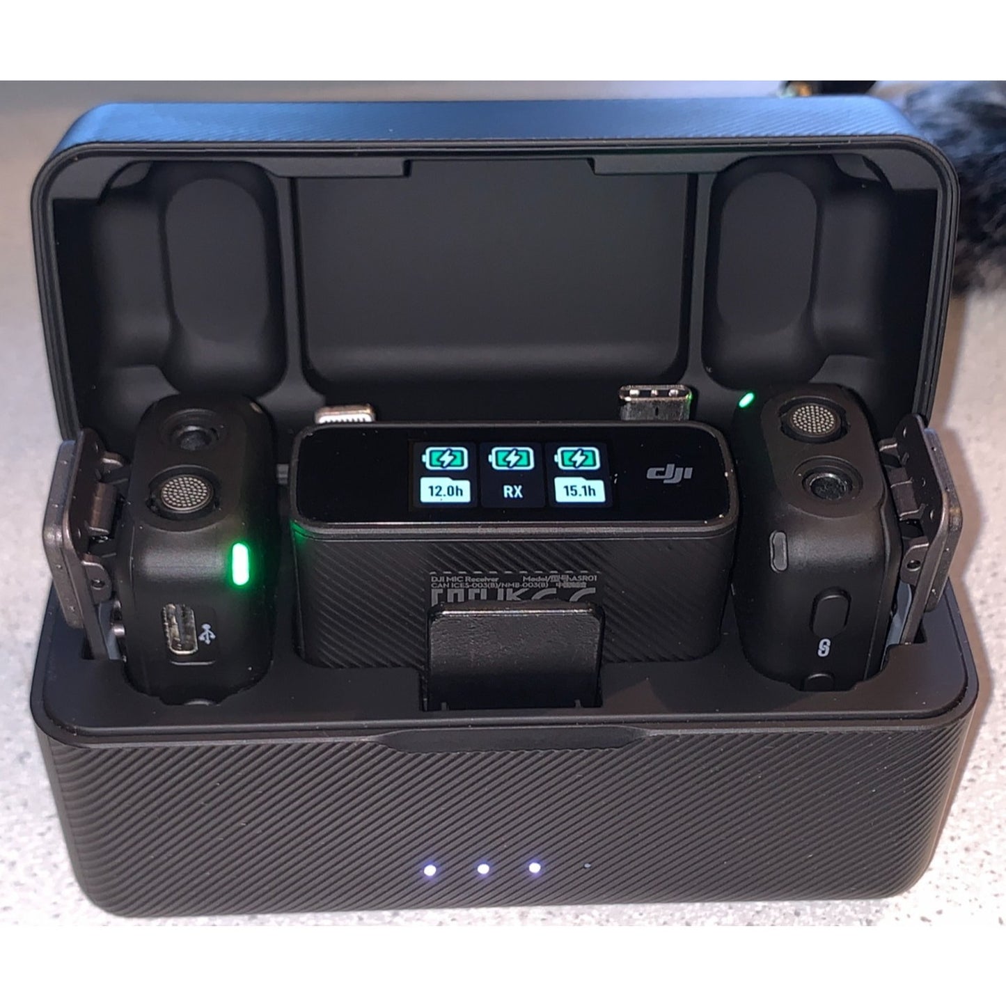 DJI Mic Wireless Microphone ASB01 - Two Mics Receiver & Charging Case