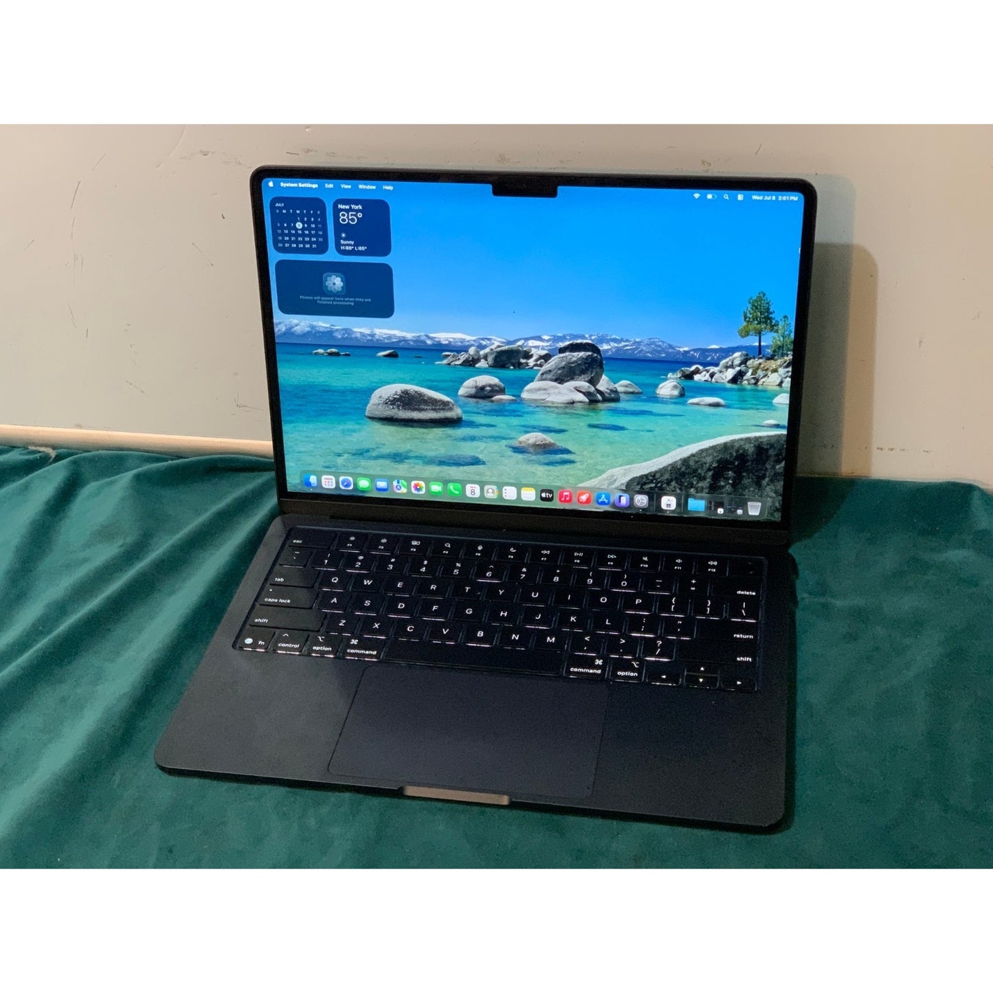 Apple MacBook Air 13" 2025 - M4 16GB RAM 256GB SSD - Space grey A3240