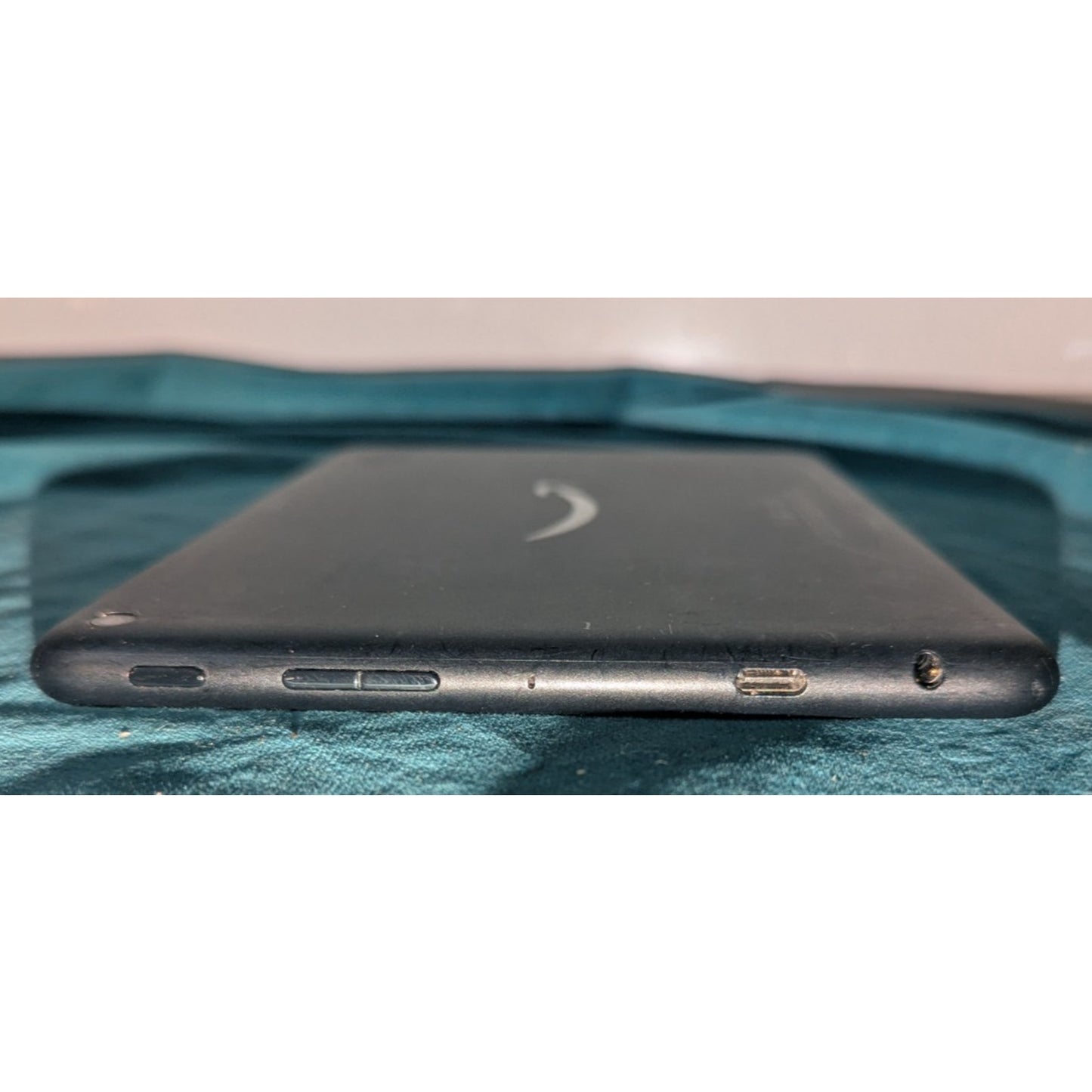Amazon Fire HD 8 (12th Gen) R2SP8T