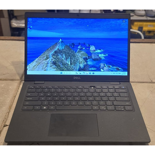 Dell Latitude 3420 / Intel Core I5-1135G7 / 256SSD / 8Ram / W11Pro / 14" Screen /