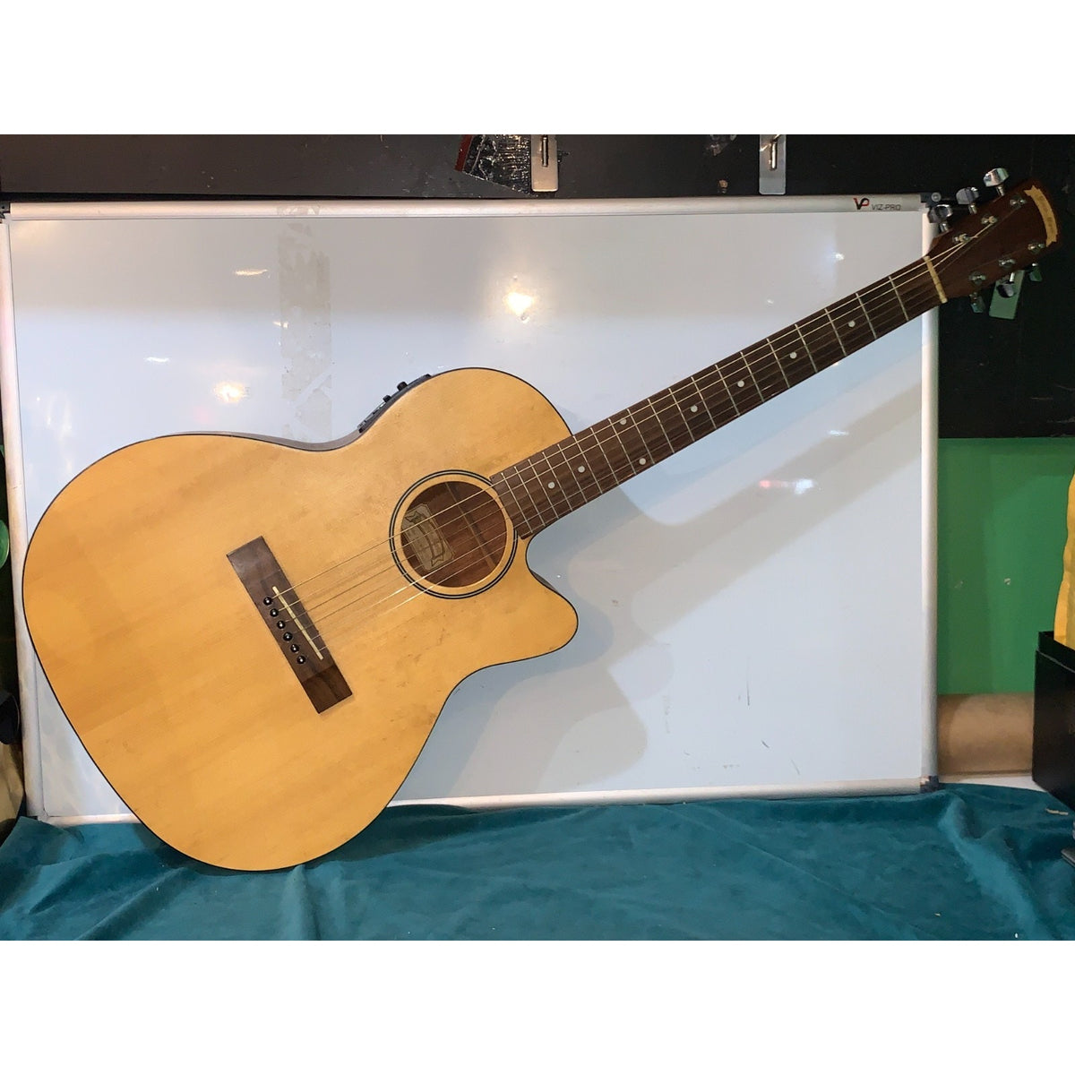 Morgan Monroe M-5n ce Accoustic Electric