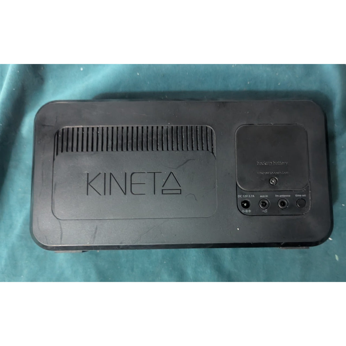 iHome Kineta K2 Dual Charging Stereo Alarm Clock Radio