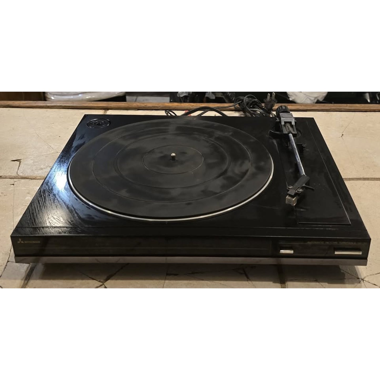 Mitsubishi Electric Automatic Turntable DP-39