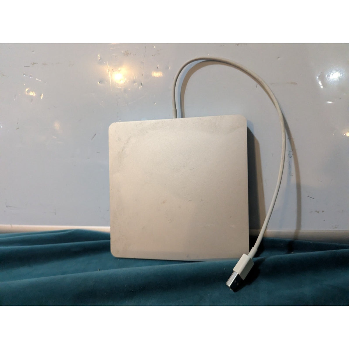 Apple USB SuperDrive USB CD/DVD Drive A1379 Silver