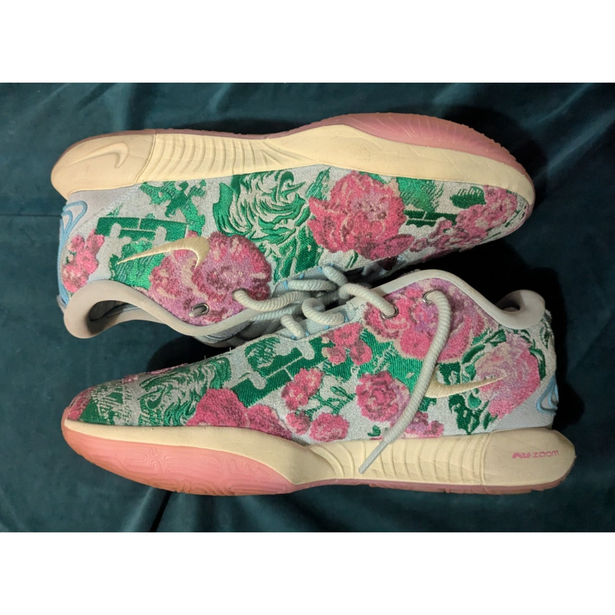 Size 10.5M Nike LeBron 21 Premium Grandma's Couch Pack Pearl FV7275-401