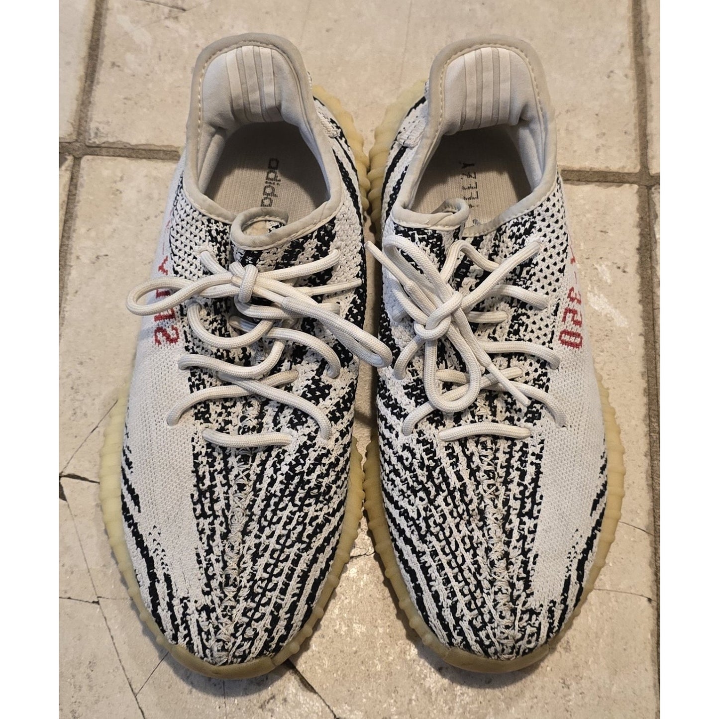 Adidas Yeezy Boost 350 V2 Zebra Gray Shoes / APE 779001 / 9M /
