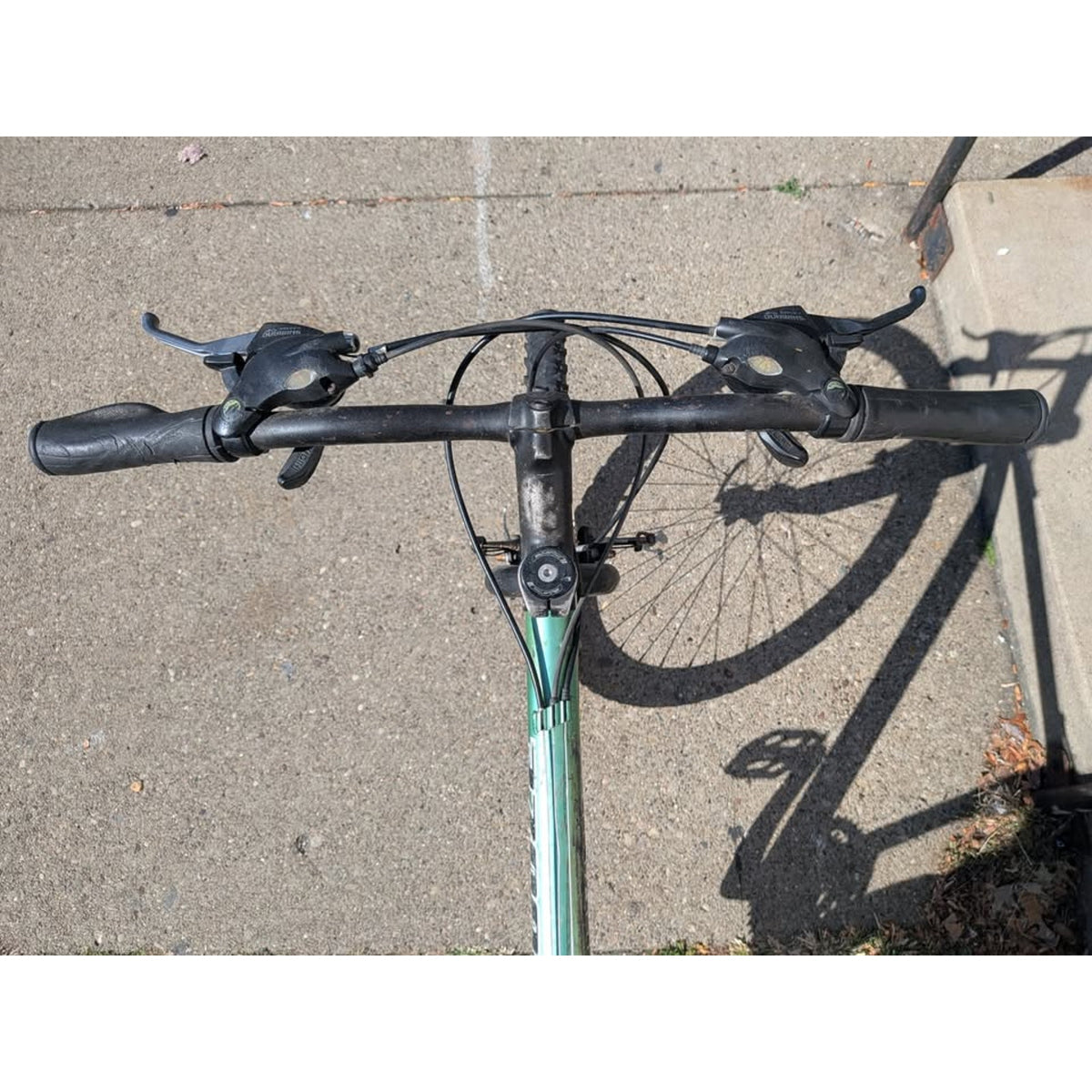 Trek 3700 Bike / 19.5 Frame / 26" Wheels / 24 Speed