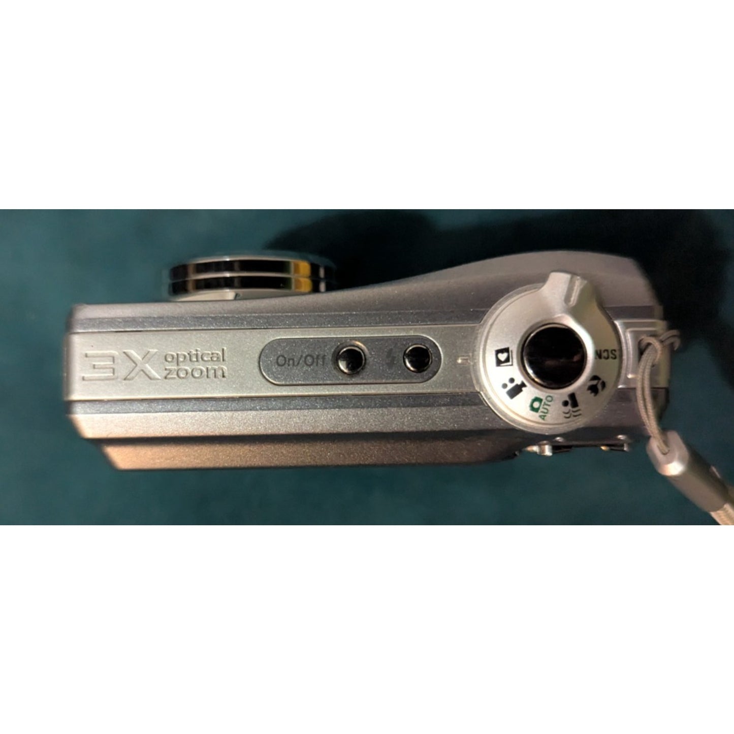 Kodak EasyShare C813 Silver 8.2 MP 3xOptical Zoom Digital Camera