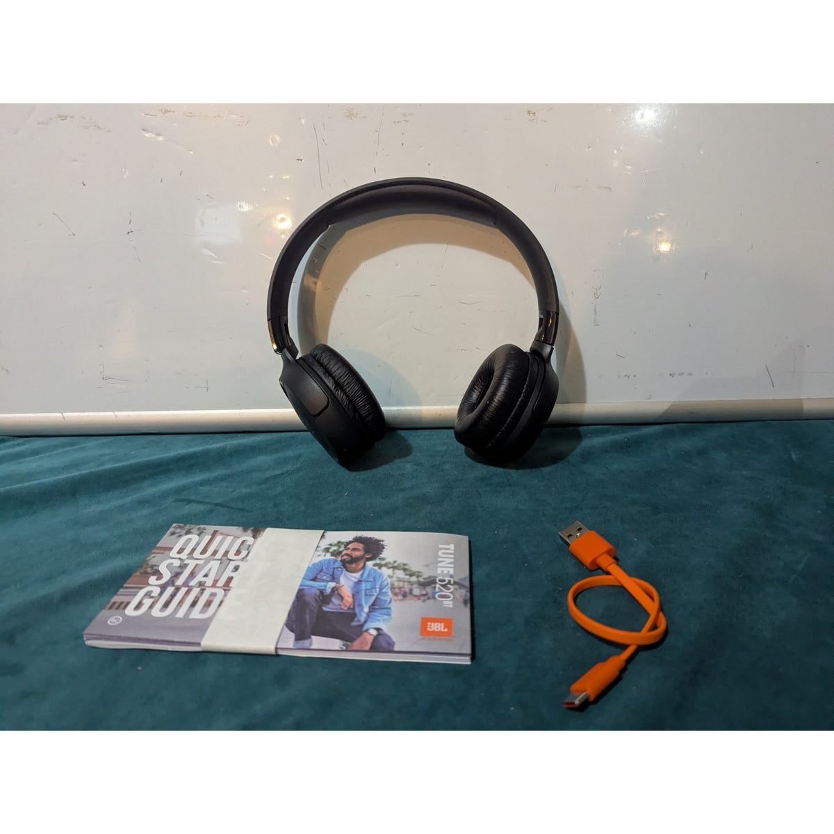 JBL TUNE 520BT Wireless Bluetooth Headphones - Black