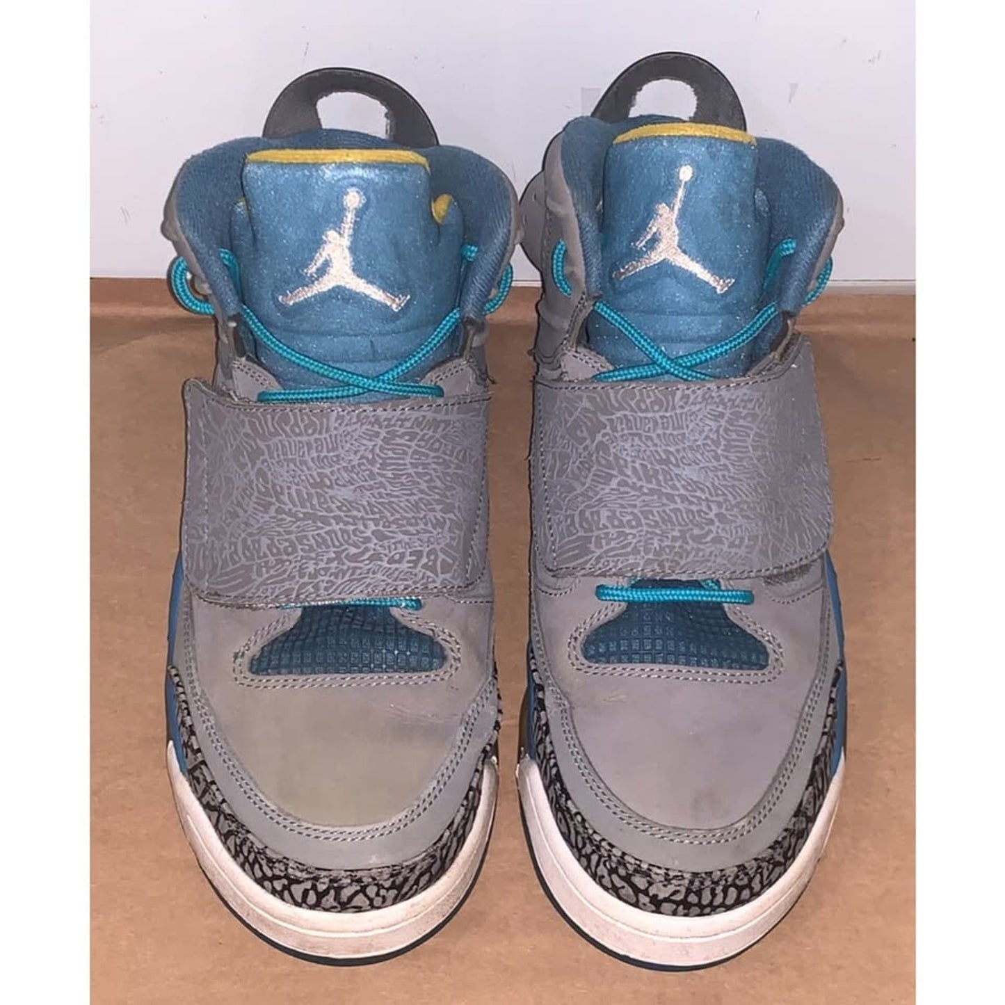 Nike Jordan Son Of Mars “Stealth” Mens sz9 White-Blue-University Gold 512245-037