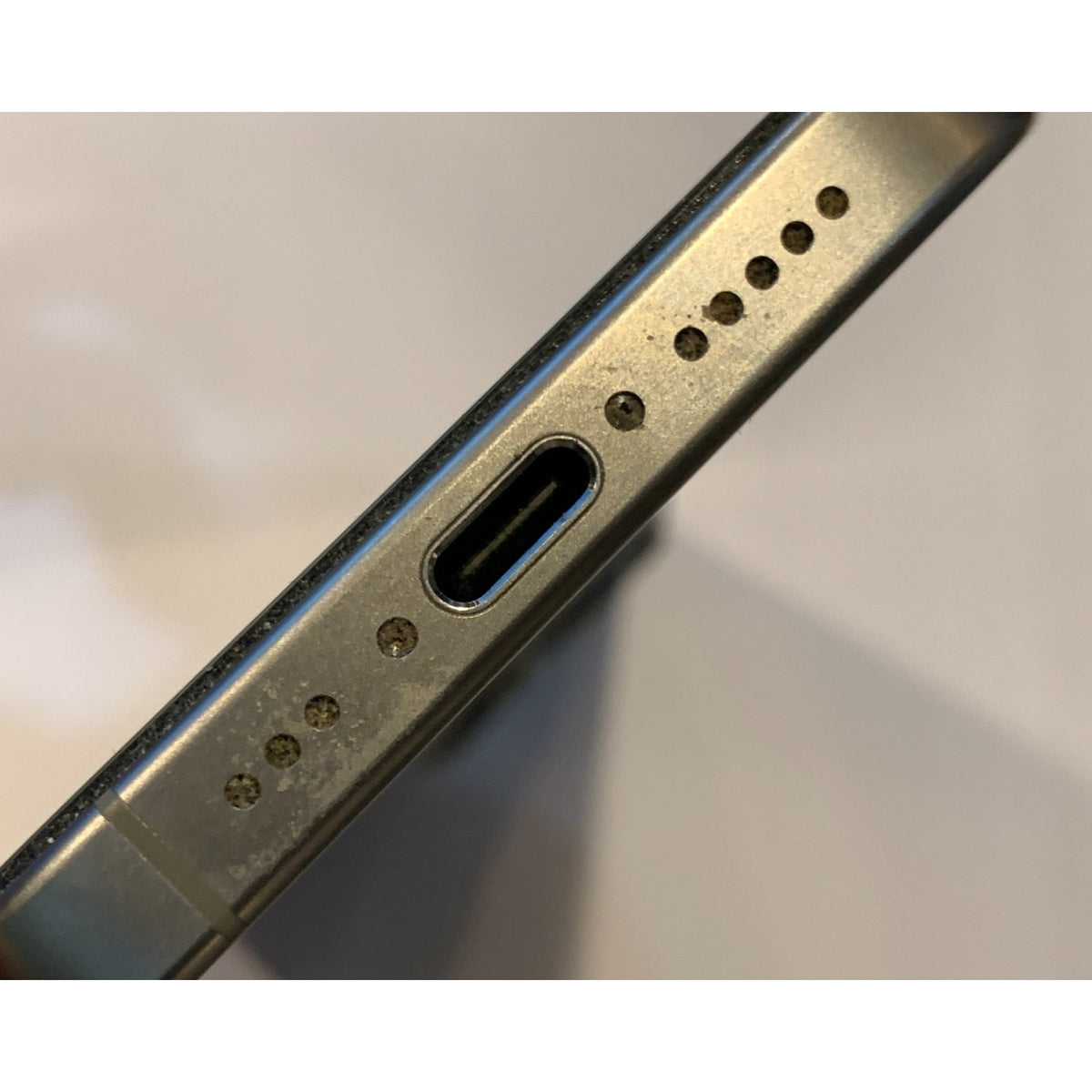 T-Mobile Apple iPhone 15 Pro 128GB Natural Titanium MTQP3LL/A