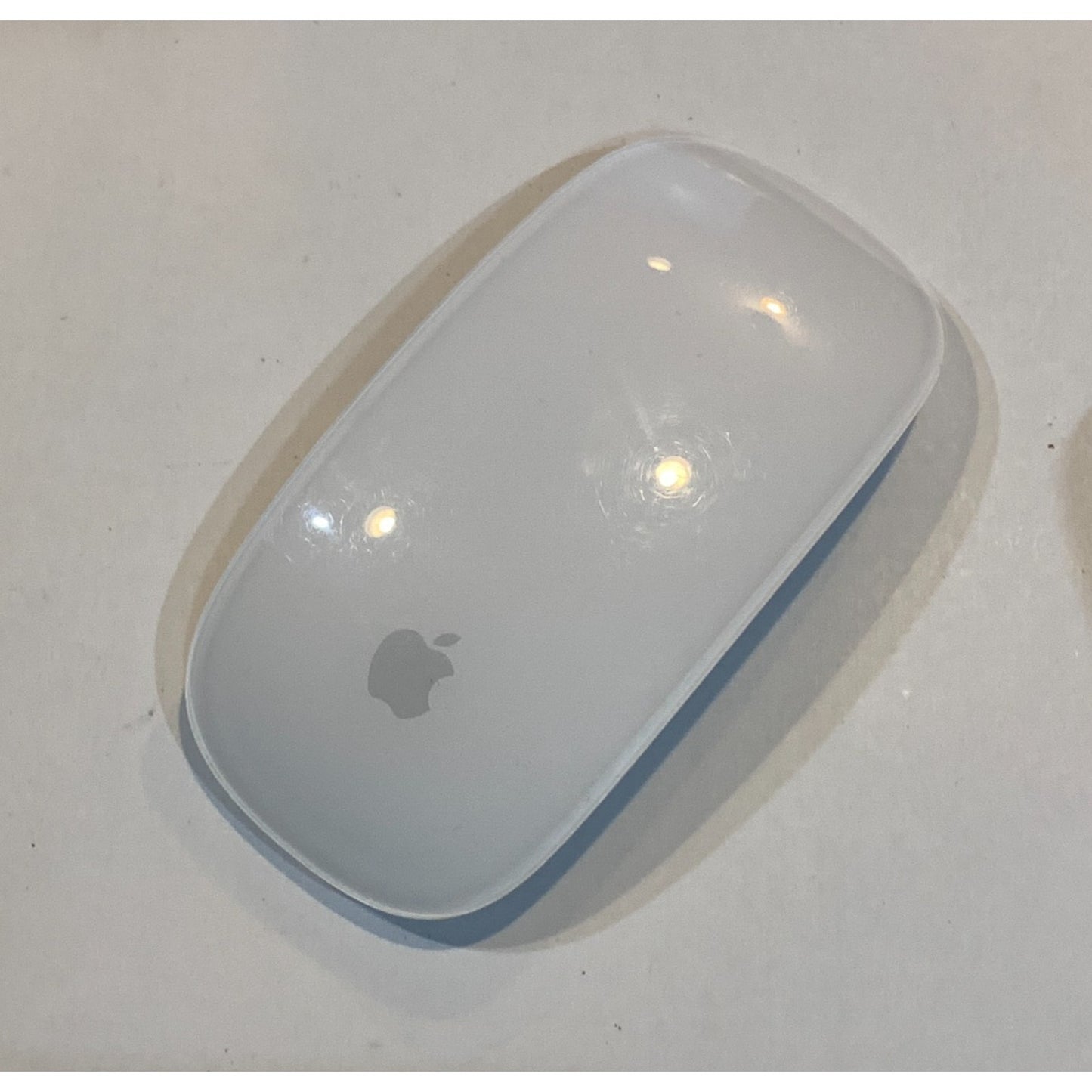 Apple A1657 Magic Mouse 2 Bluetooth Wireless Rechargeable White & Silver