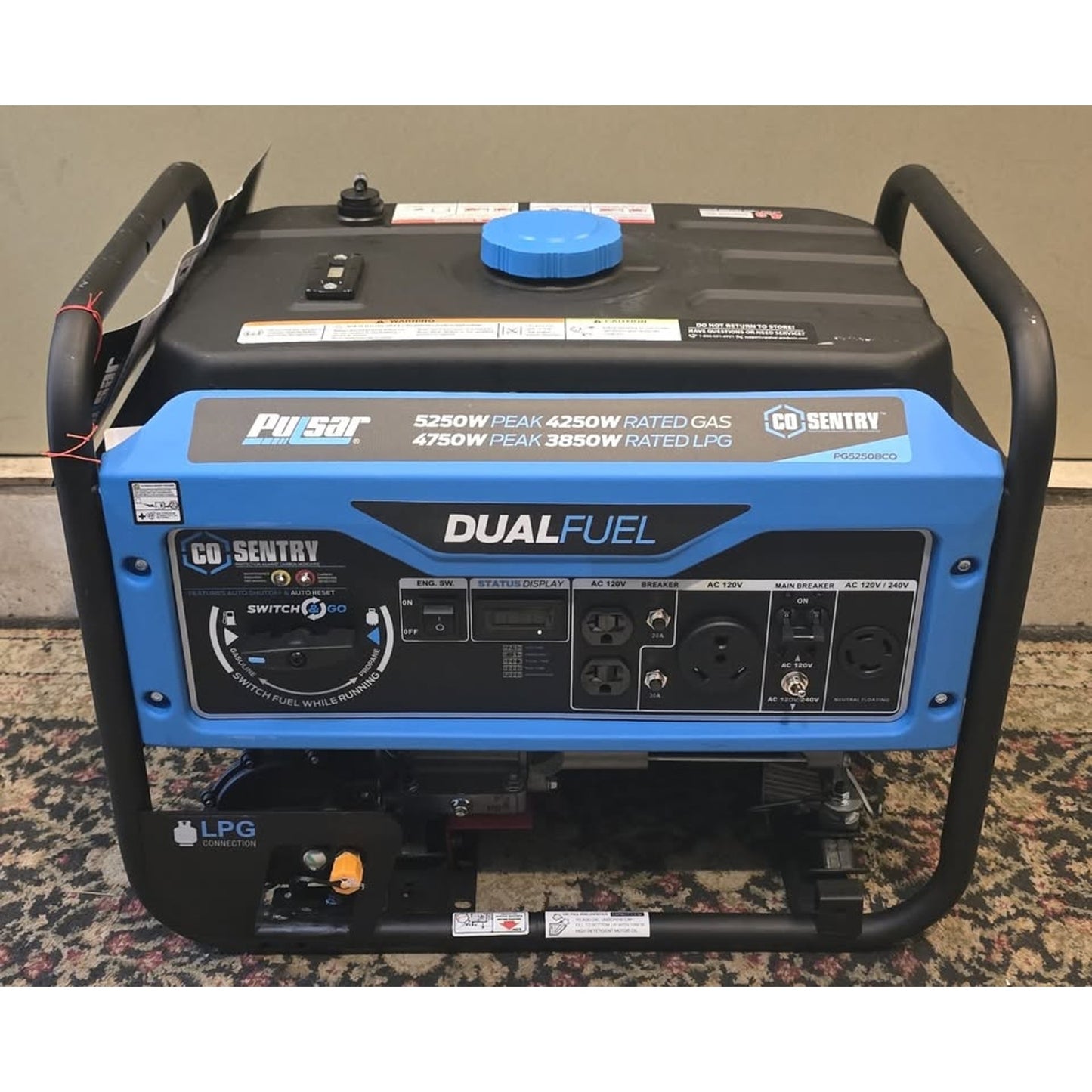 Pulsar 5,250W Dual Fuel Portable Generator w/ CO Sentry / PG525BCO /