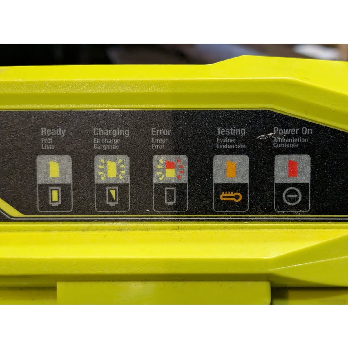 Ryobi ONE+ 40V Lithium Ion Charger / OP406VNM