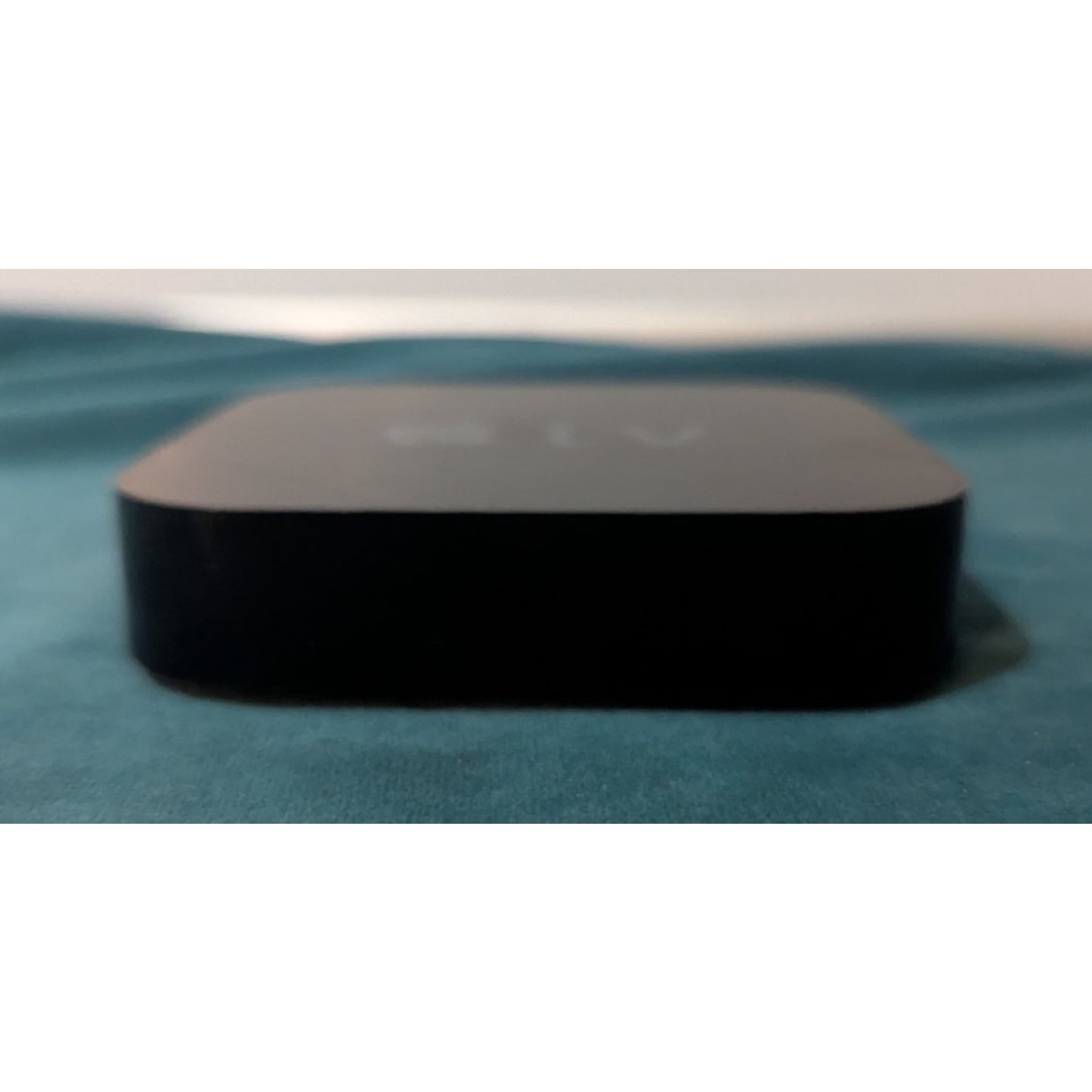 Apple TV 3rd Generation 8GB HD Media Streamer A1469