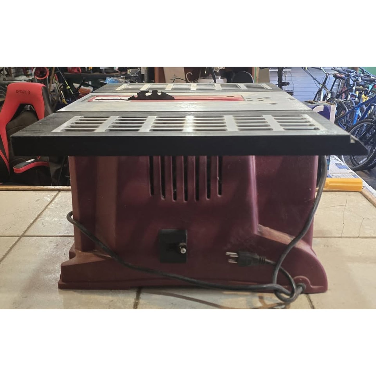 Chicago 10" 15A Table Saw / 63116 /