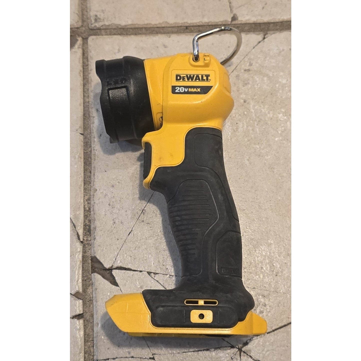 Dewalt 2-Tool 20V Combo Set / DCB200 / DCL040 / DCD780 /